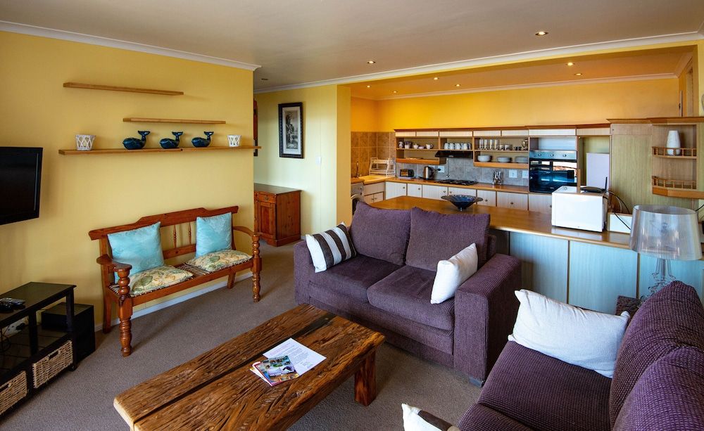 A Whale of a Time Neptune Garden Apartment 6