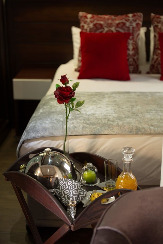 Grey Manor Guesthouse Business Suite, 1 Queen Bed 2