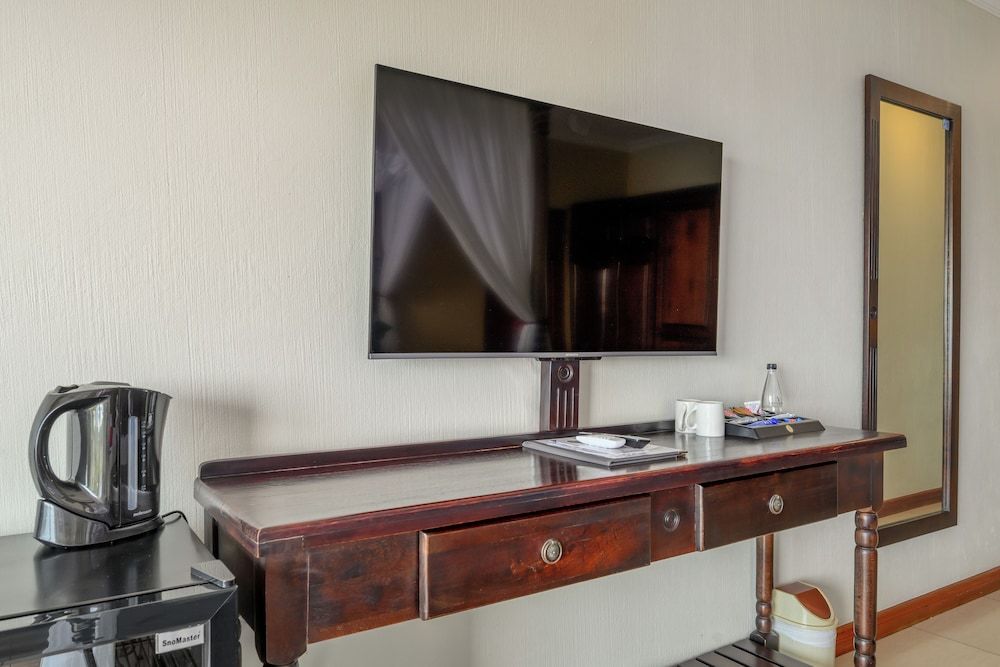 Umthunzi Hotel & Conference Executive Double or Twin Room, 1 Double or 2 Twin Beds, Partial Sea View 13