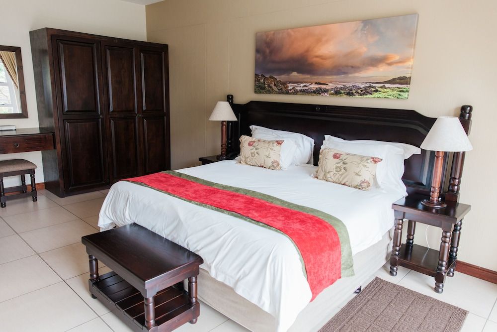 Umthunzi Hotel & Conference Executive Double or Twin Room, 1 Double or 2 Twin Beds, Partial Sea View 5