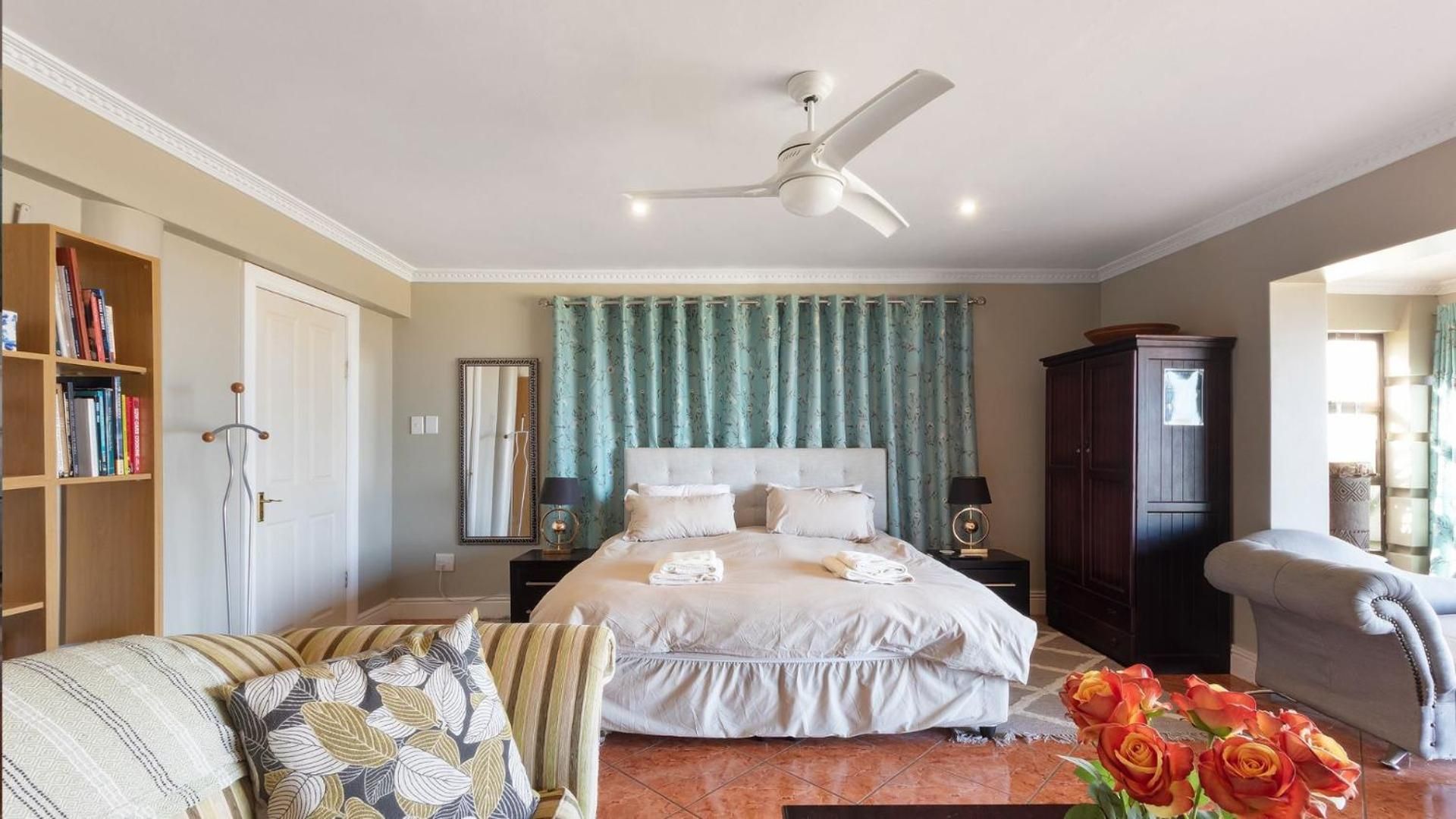 Deluxe King Suite