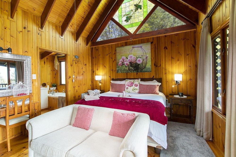 ArendsRus Country Lodge Honeymoon Suite 5