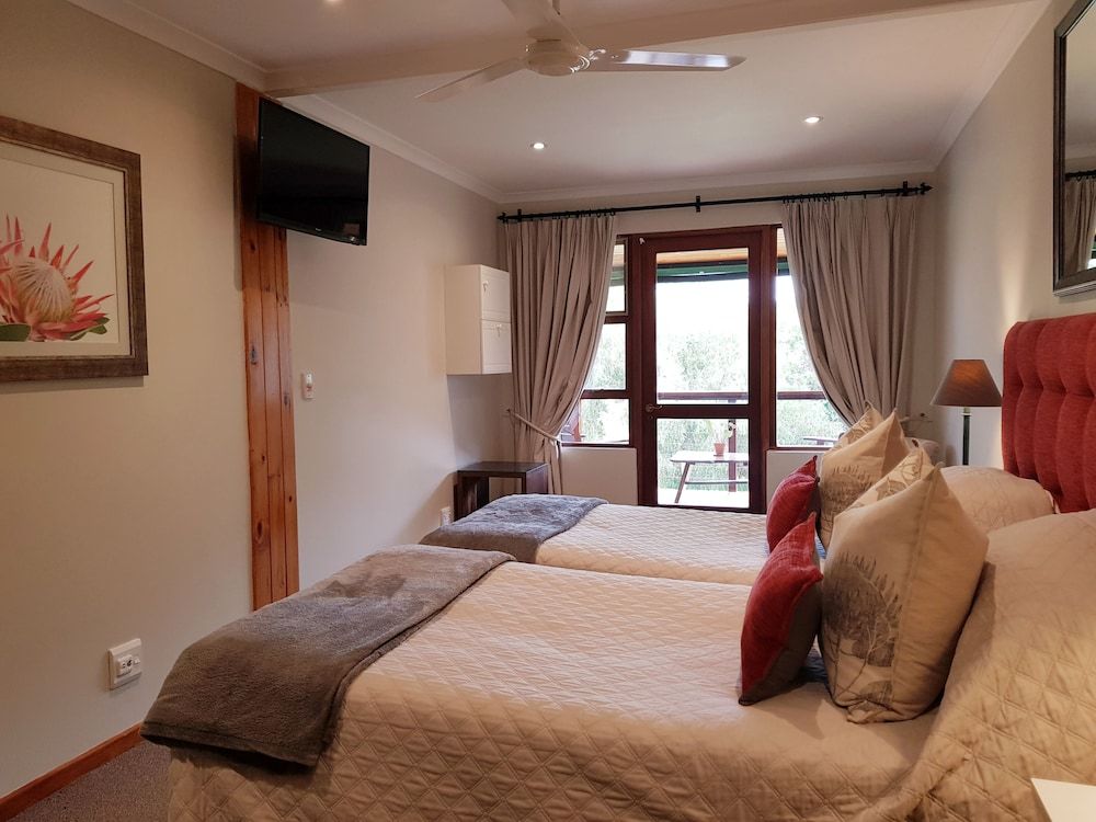 Comfort Twin Room, 1 Bedroom, Terrace, Pool View