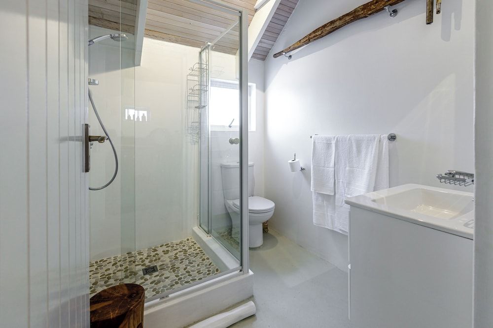 SaWestCoast & Beyond Luxury Room, 1 King Bed 6