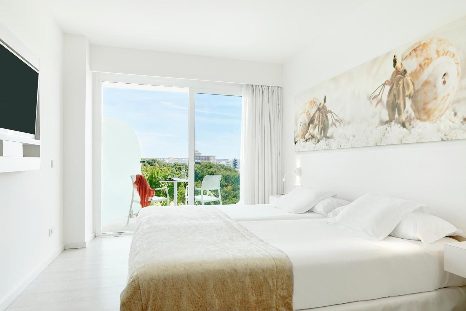 Iberostar Waves Cristina Double Priority Location single use