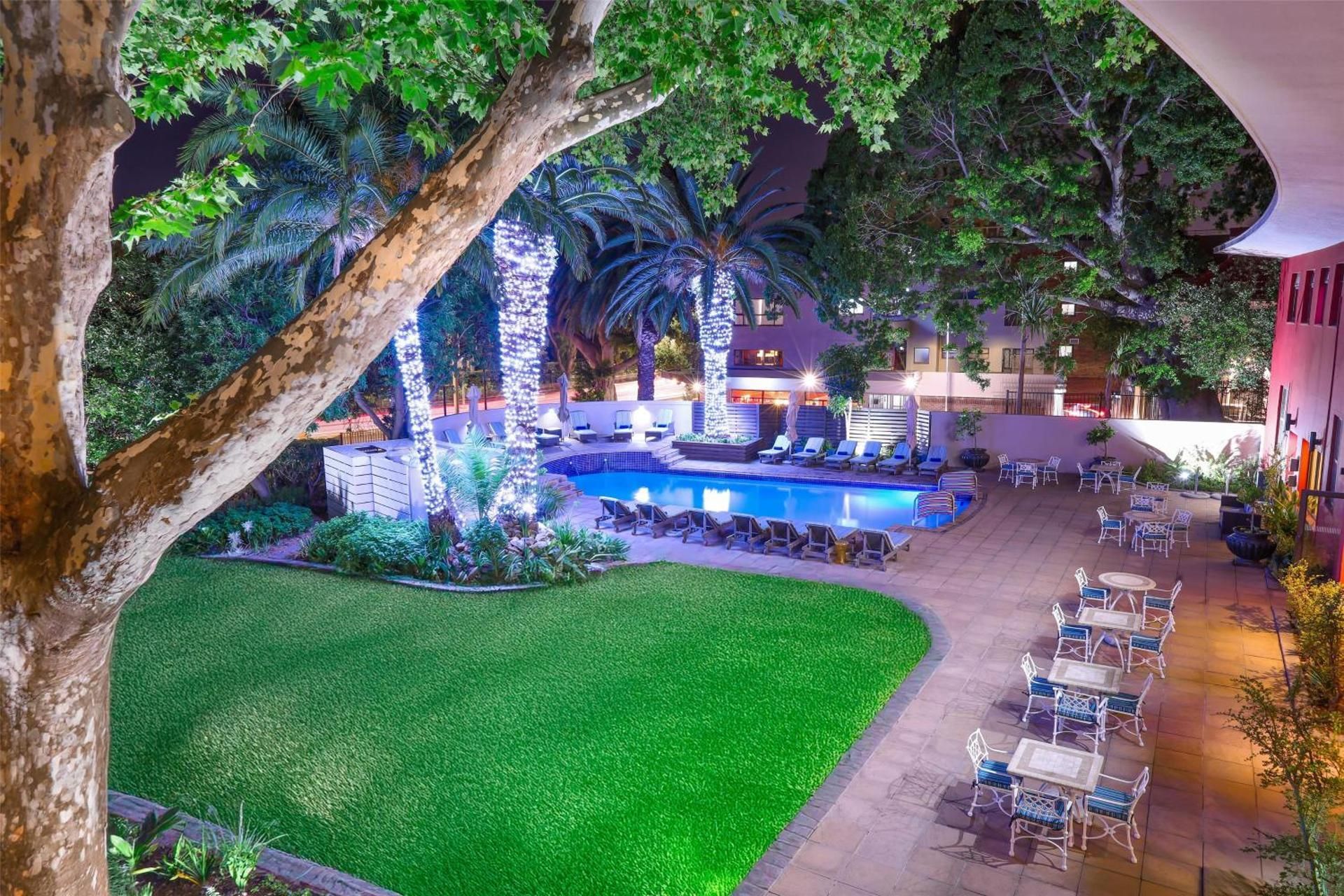 undefined SunSquare Cape Town Gardens 5