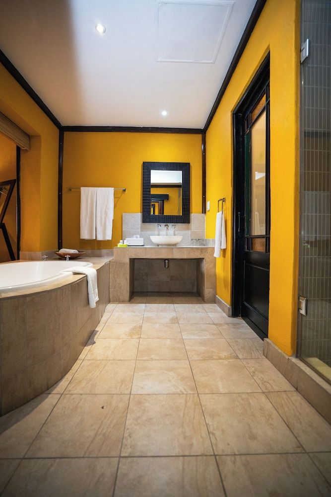 Riverstone Lodge Family Room 7