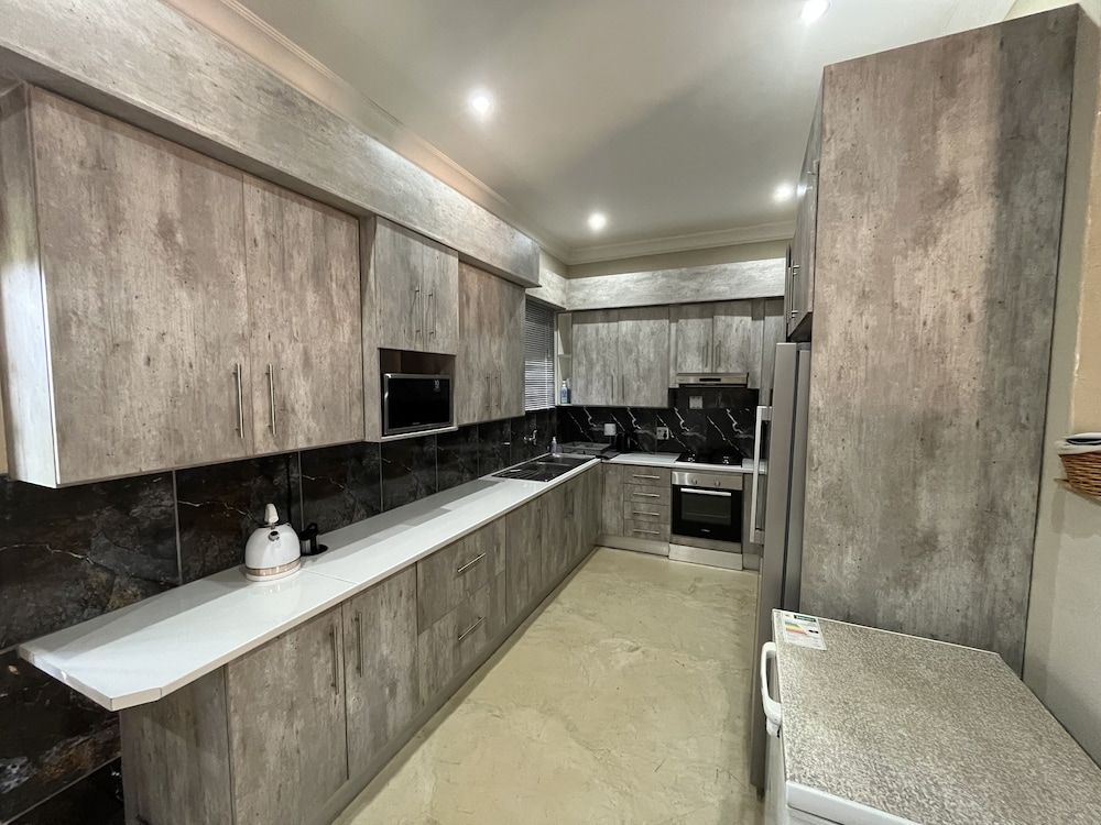 Humdani Game Lodge Family Apartment 10