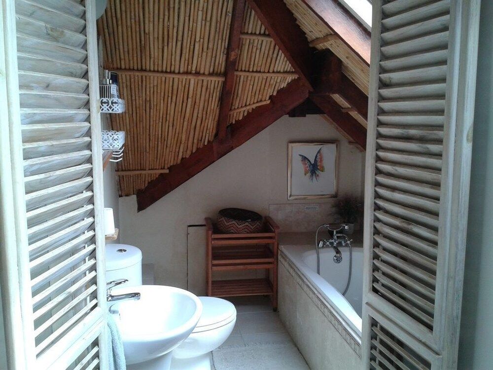 Glenhaven Guesthouse Swiss Cottage 7