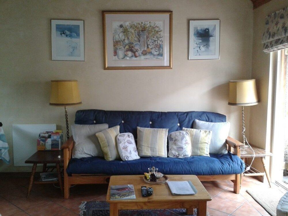 Glenhaven Guesthouse Courtyard Cottage 6