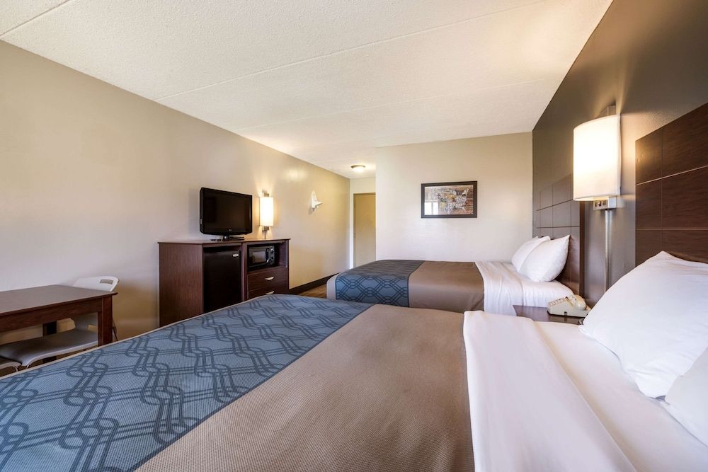 Room, 2 Queen Beds, Non Smoking (Pets Allowed)