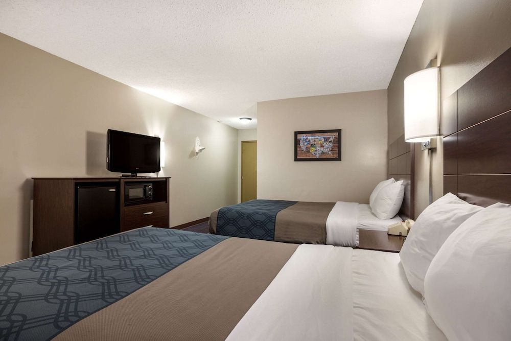 Standard Room, 2 Double Beds, Non Smoking (No Pets)