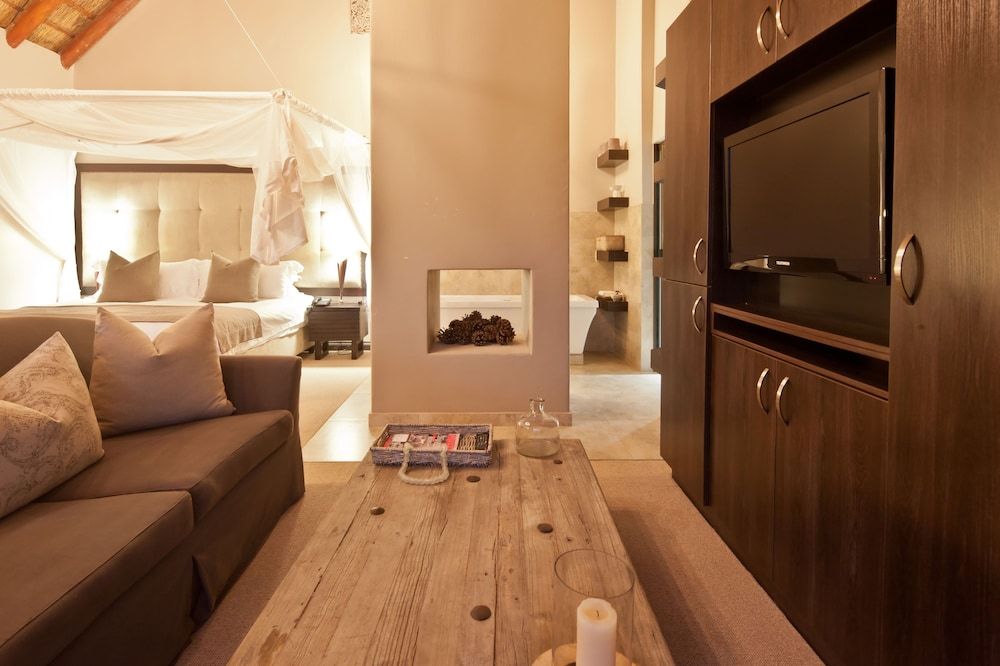 The Blades Executive Double or Twin Room 8