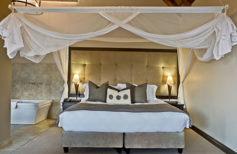 The Blades Executive Double or Twin Room 2