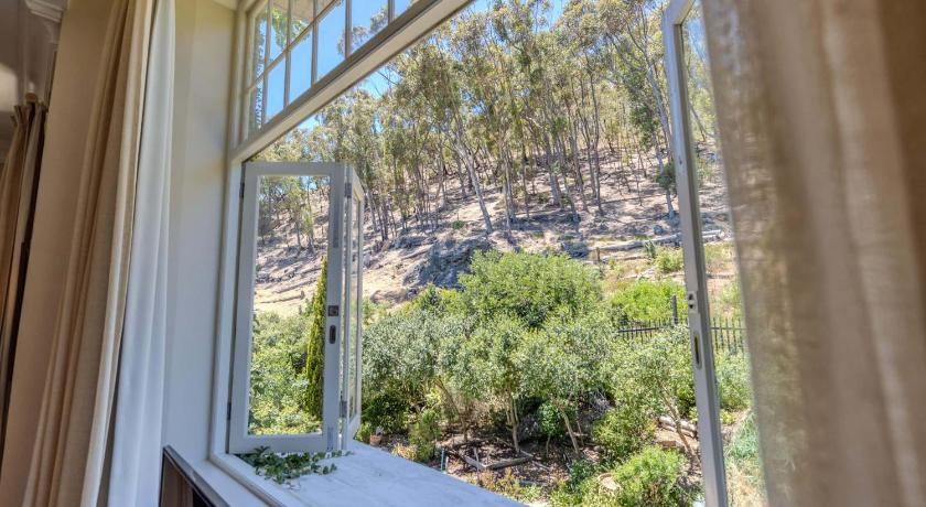 21 Nettleton Mountain View Retreat 9