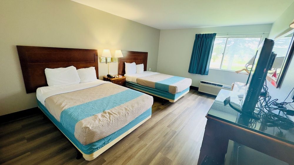 Motel 6 McGraw, NY - Cortland Standard Room, 2 Double Beds, Accessible, Non Smoking 5