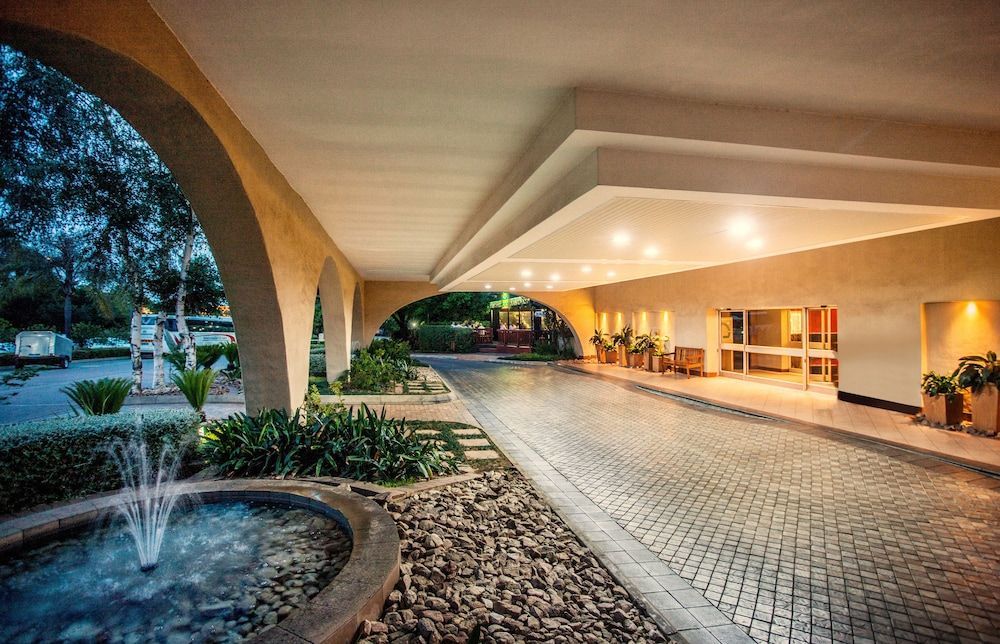 undefined Garden Court O.R. Tambo International Airport 7