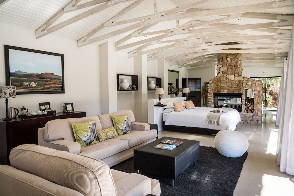 Hopewell Private Game Reserve Rhino Private Suite with Swimming Pool