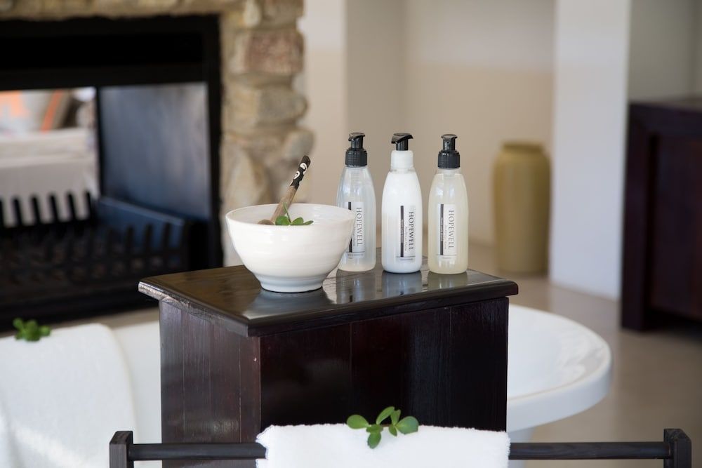 Hopewell Private Game Reserve Rhino Private Suite with Swimming Pool 10