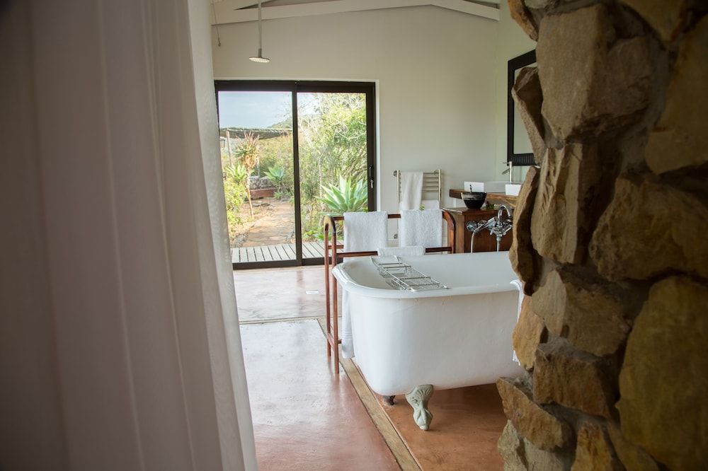 Hopewell Private Game Reserve Nguni Private Luxury Suite with Gazebo (1) 16