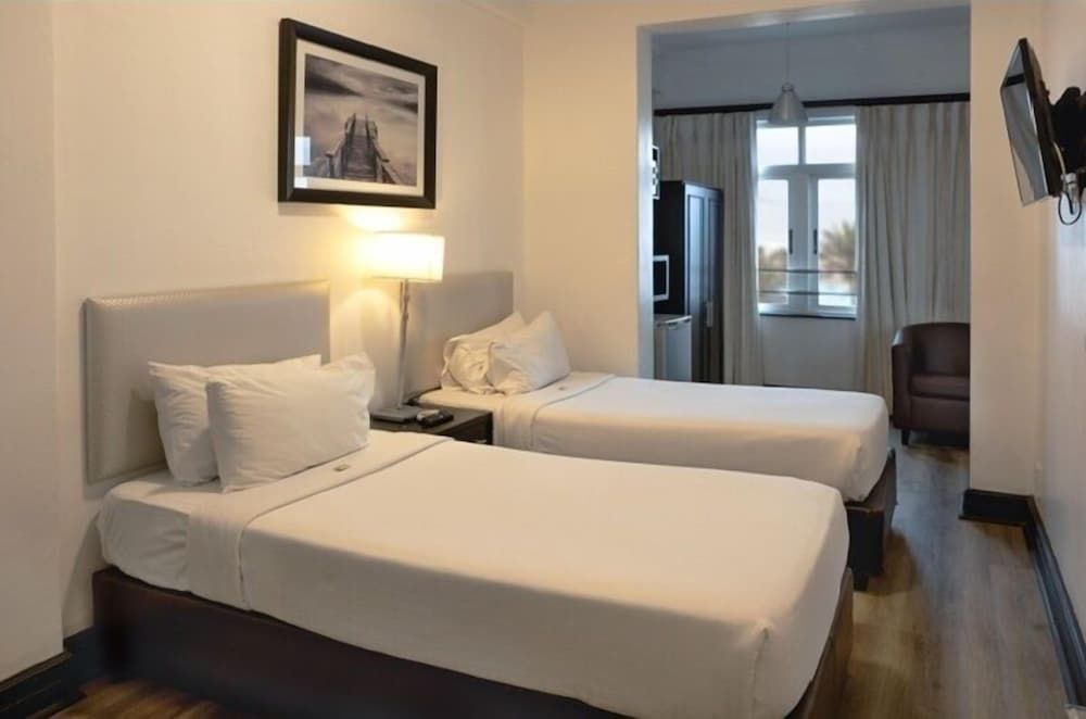 Parade Hotel Twin Room 2