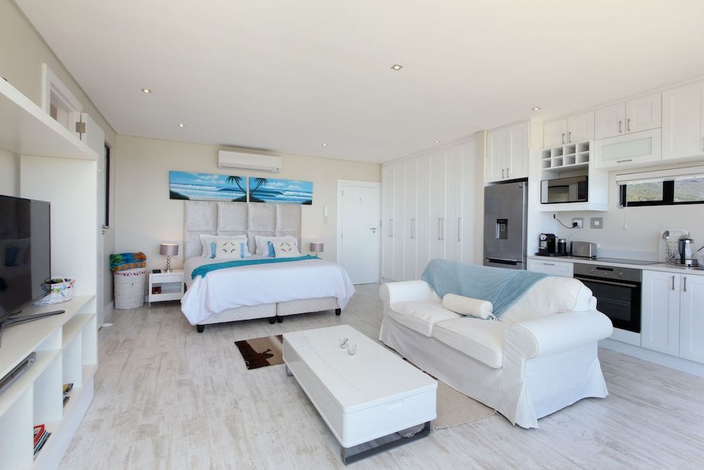 Sea Mount Suite, 1 Bedroom, Sea View 8