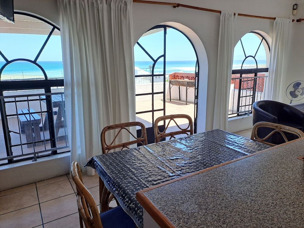 Oom Piet Self Catering Accomodation Comfort Apartment, 2 Bedrooms, Non Smoking, Ocean View 5