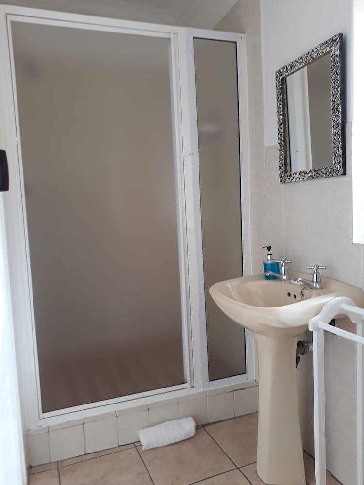 Oom Piet Self Catering Accomodation Family Suite 3