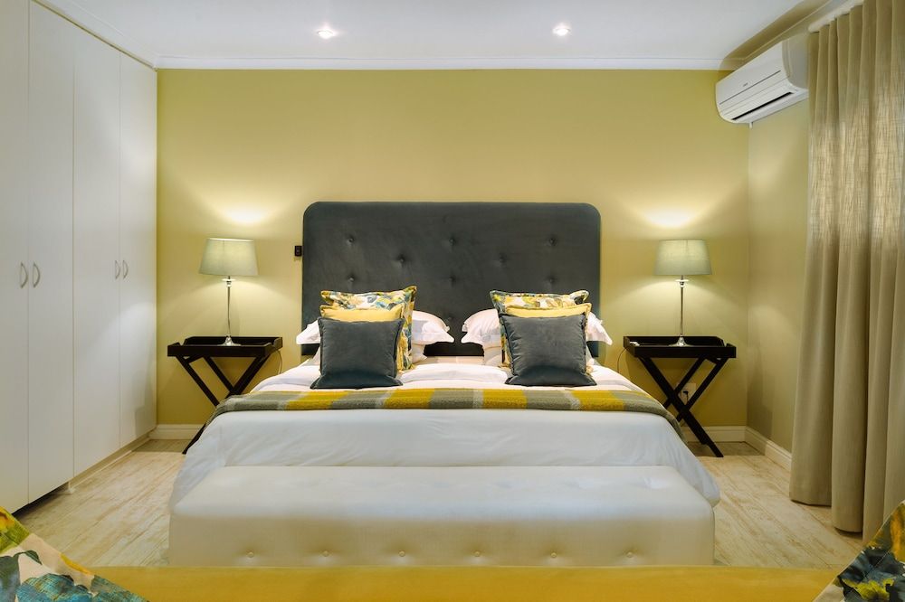 undefined Riverside Boutique Hotel 2