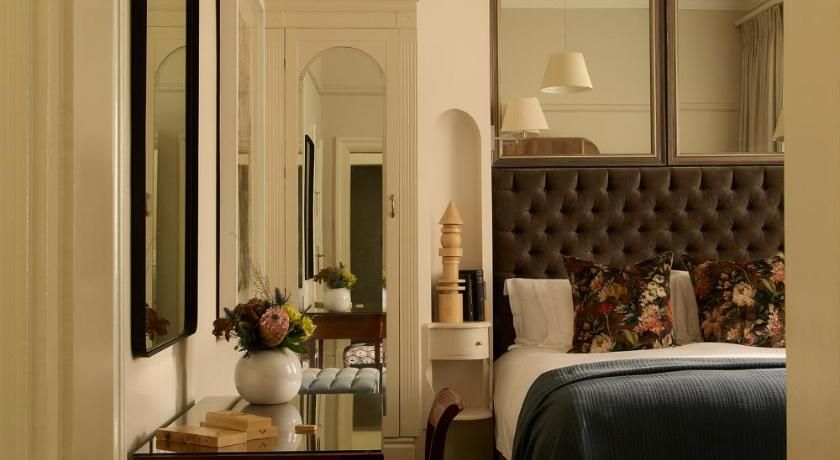 Ellerman House Classic Double Room 8
