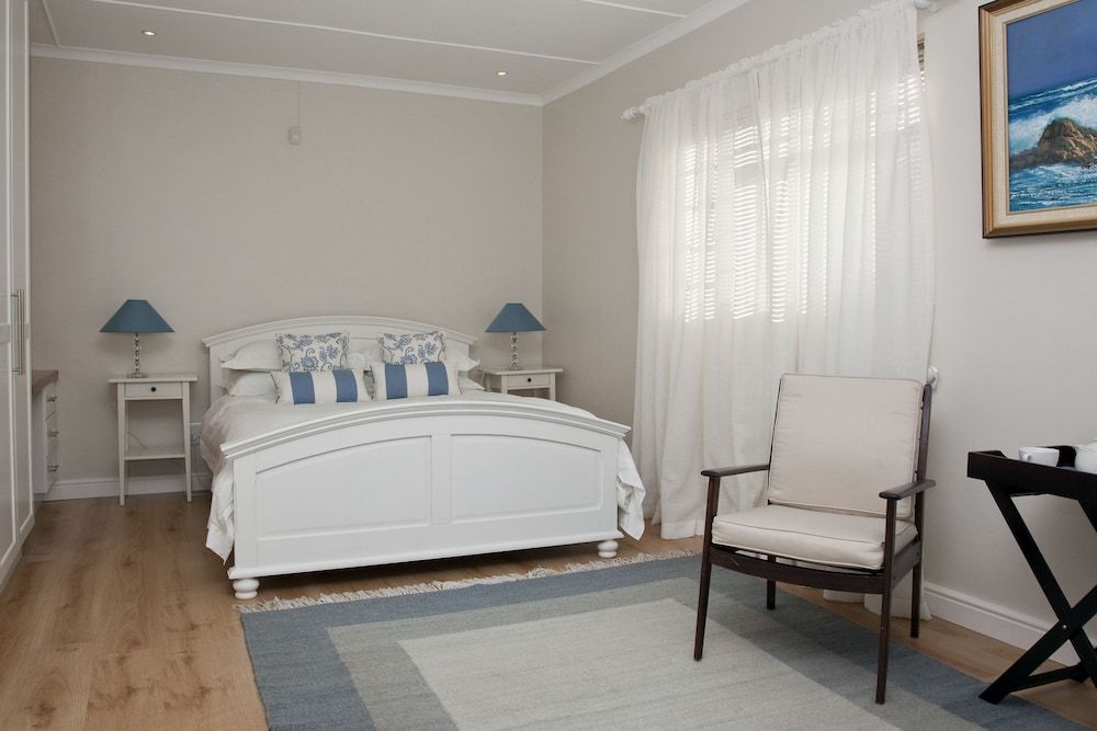 undefined Penguino Guest House 4