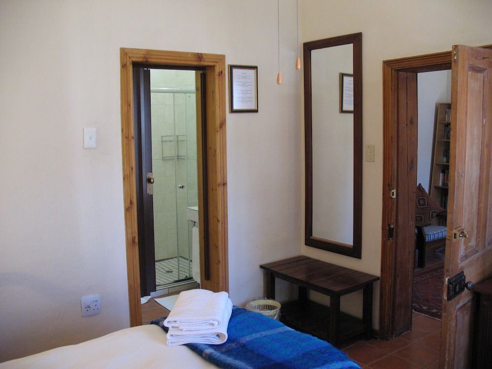 Toverberg Guest Houses Comfort Cottage, 1 Bedroom (5B Bell Street) 3