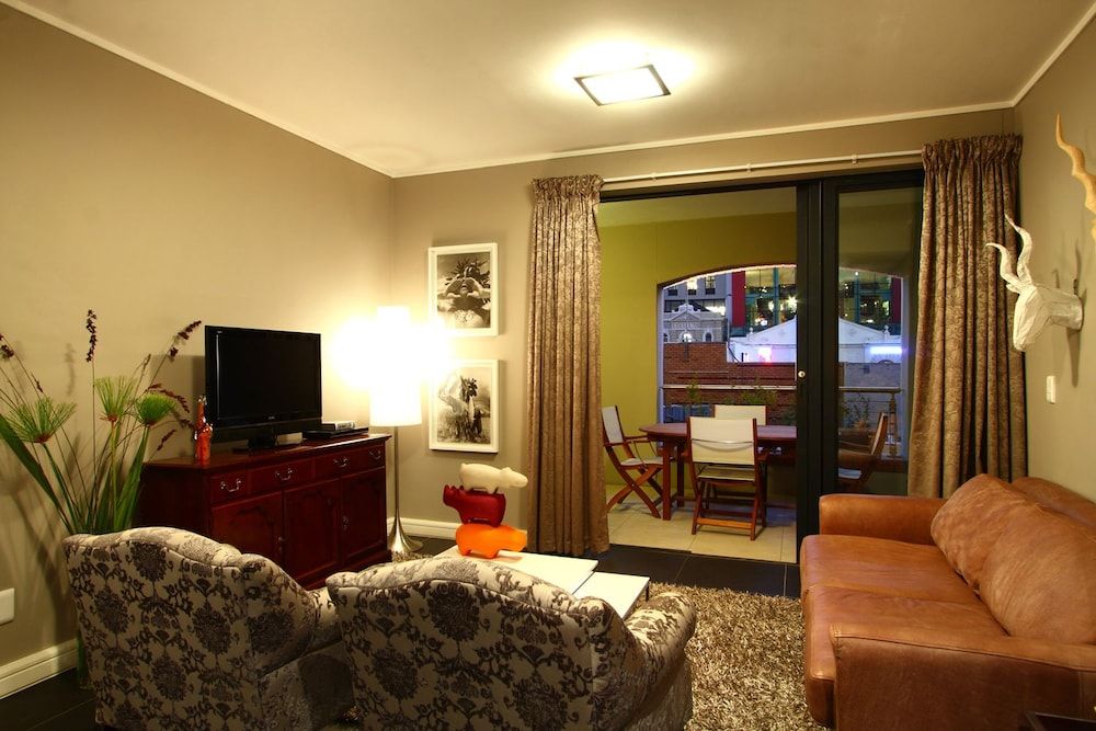 undefined Cape eazi stayz Rockwell Apartments 7