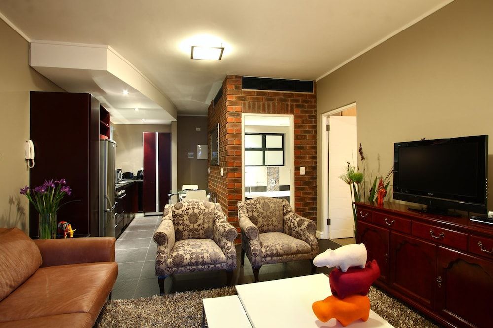 undefined Cape eazi stayz Rockwell Apartments 6