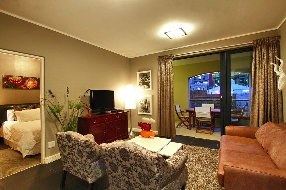 undefined Cape eazi stayz Rockwell Apartments 4