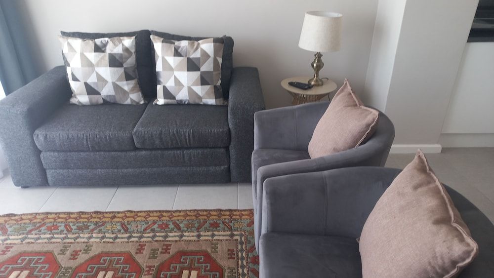 Phoenix Lodge and Waterside Accommodation Luxury Studio, 1 Queen Bed, Balcony, Lagoon View 8