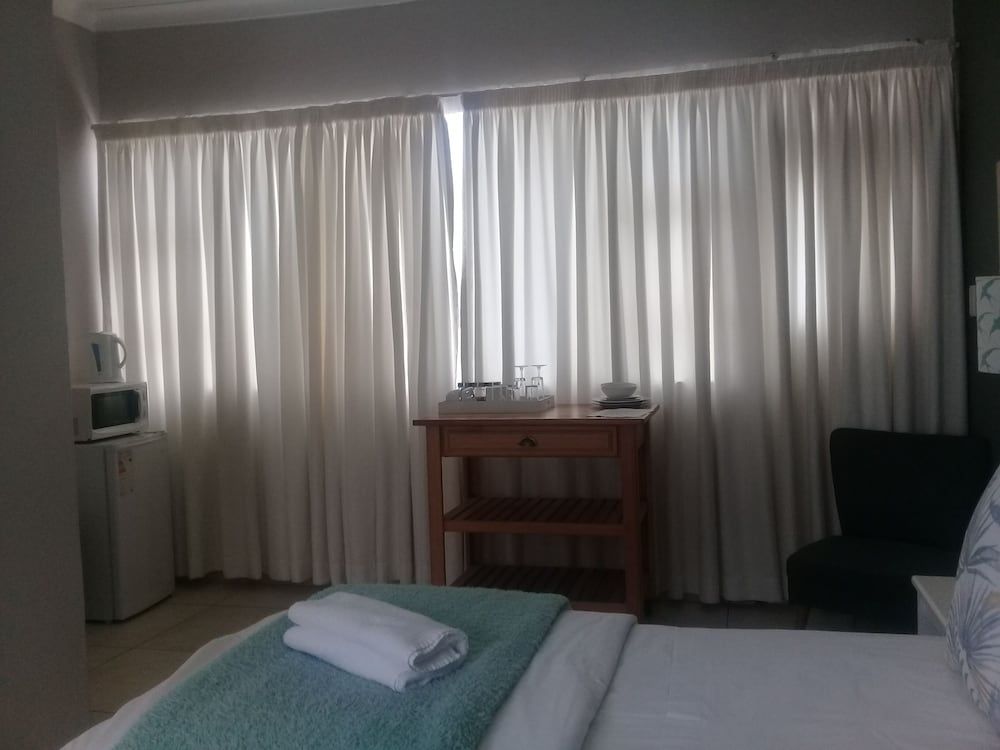 Room 4 @ 21