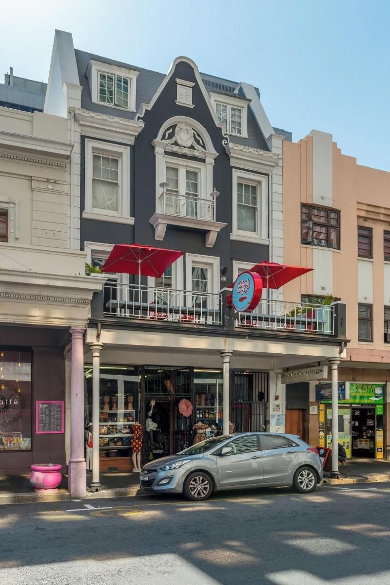 undefined Daddy Long Legs Art Hotel 2