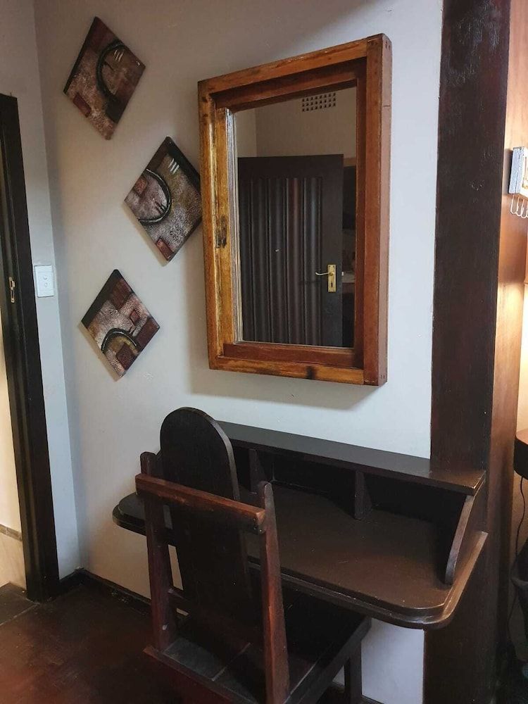 Breena BnB Guest House Room 6: Family room (Sands) 3