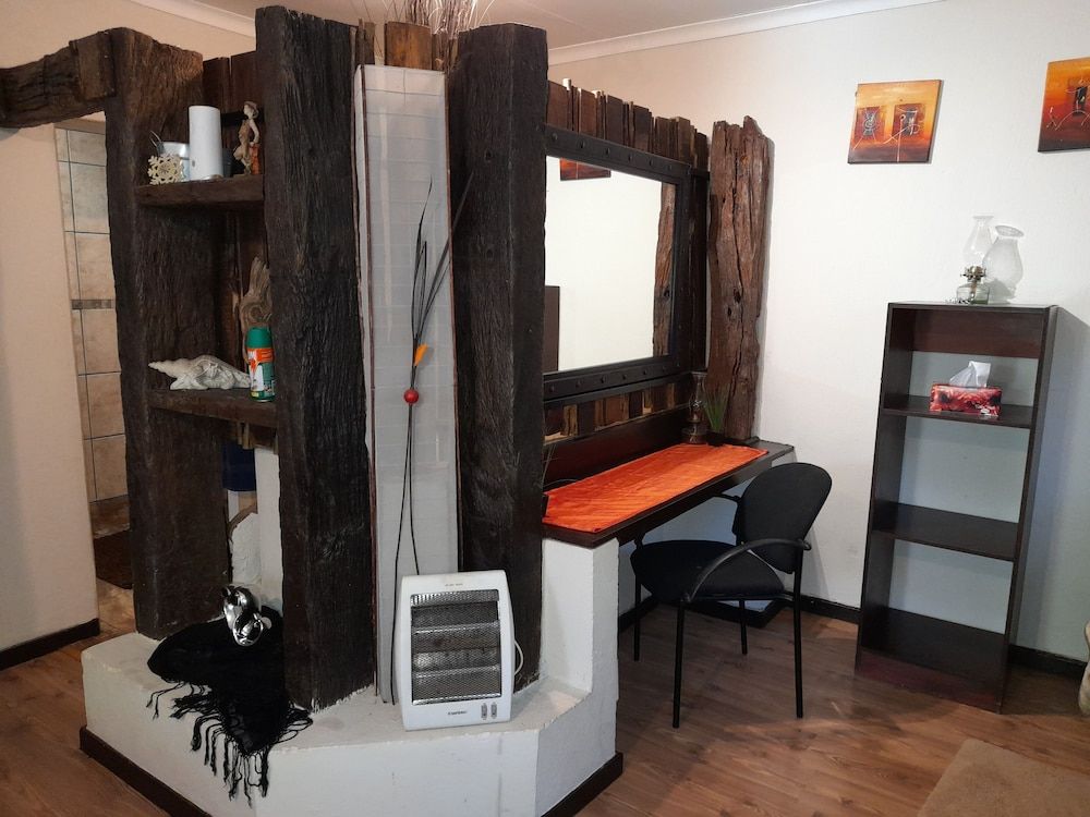 Breena BnB Guest House International / Couples Room 5