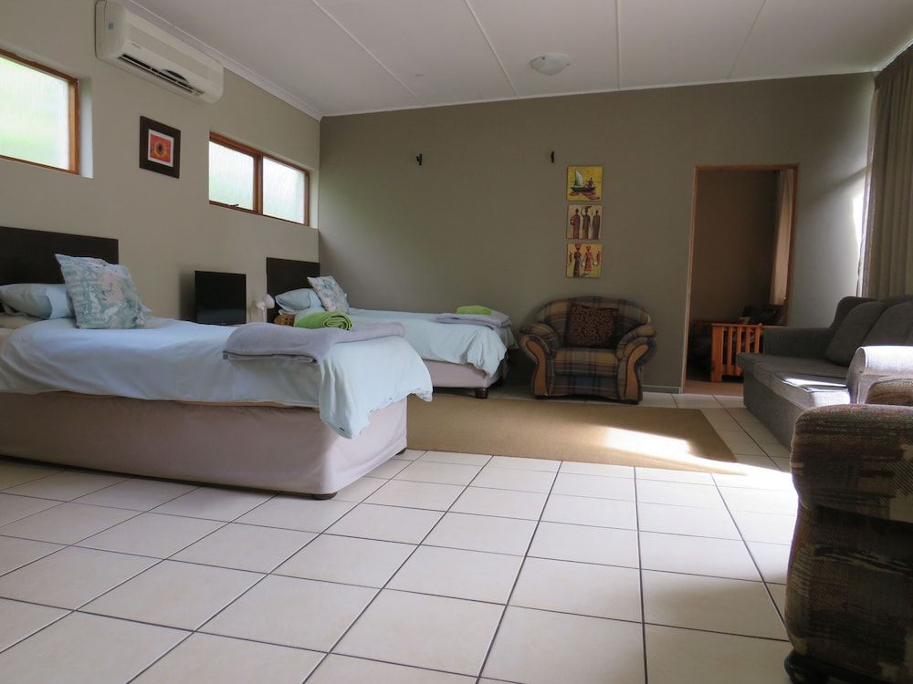 Family Room, 1 Bedroom