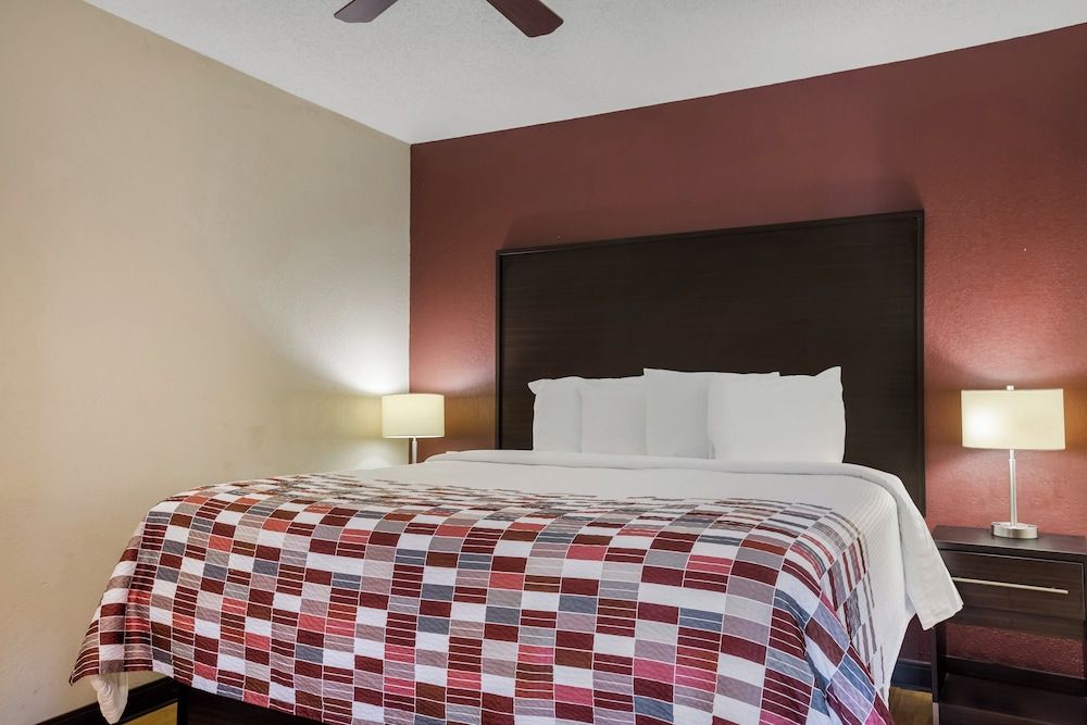 Superior Room, 1 King Bed, Accessible, Smoking