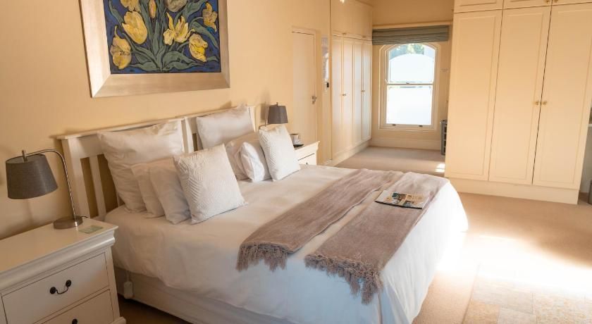 undefined Rustic Manor Bed And Breakfast 8
