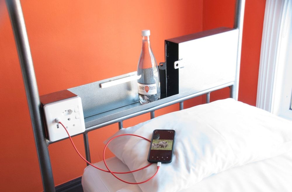 undefined never at home Green Point 3