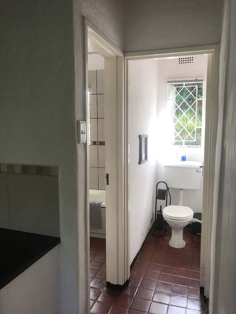 Sabi Star Chalets Executive Chalet, 2 Bedrooms, Garden View, Garden Area 8