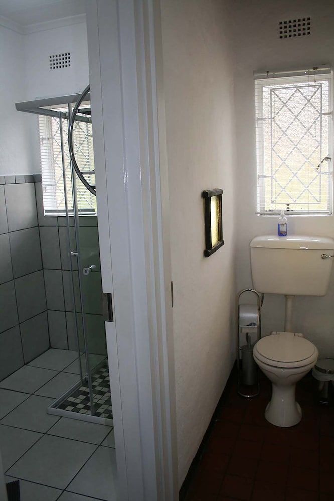 Sabi Star Chalets Executive Chalet, 2 Bedrooms, Garden View, Garden Area 6