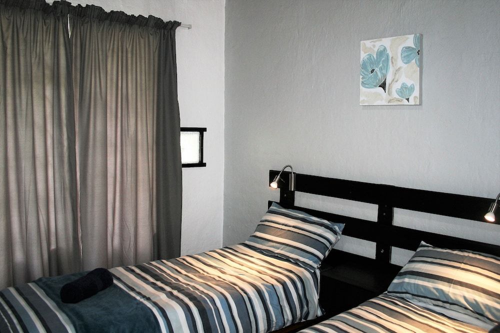 Sabi Star Chalets Executive Chalet, 2 Bedrooms, Garden View, Garden Area