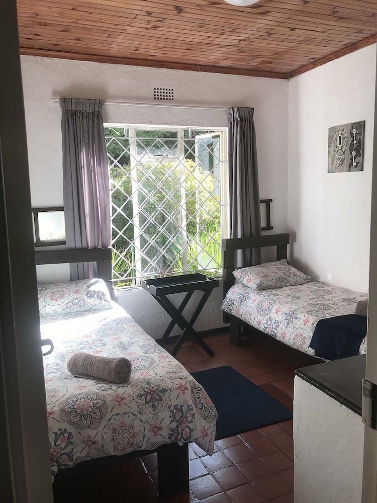 Sabi Star Chalets Executive Chalet, 2 Bedrooms, Garden View, Garden Area 2