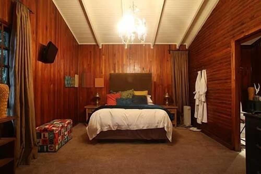 Ducks Country House Business Room 6 3