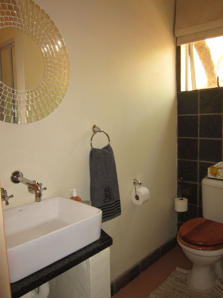Marula Cottage Standard Twin Room